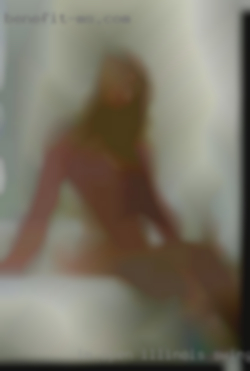 I'm open to kinks as I have Illinois swingers my own to. I'm open to kinks as I have Illinois swingers my own to.